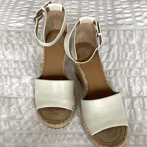 Vince Camuto Espadrille